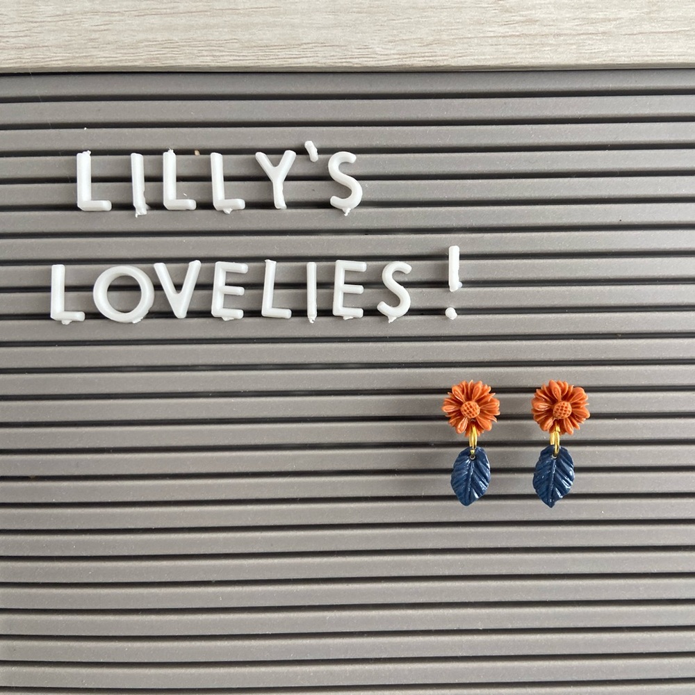 Handmade floral earrings by Lilly’s Lovelies.